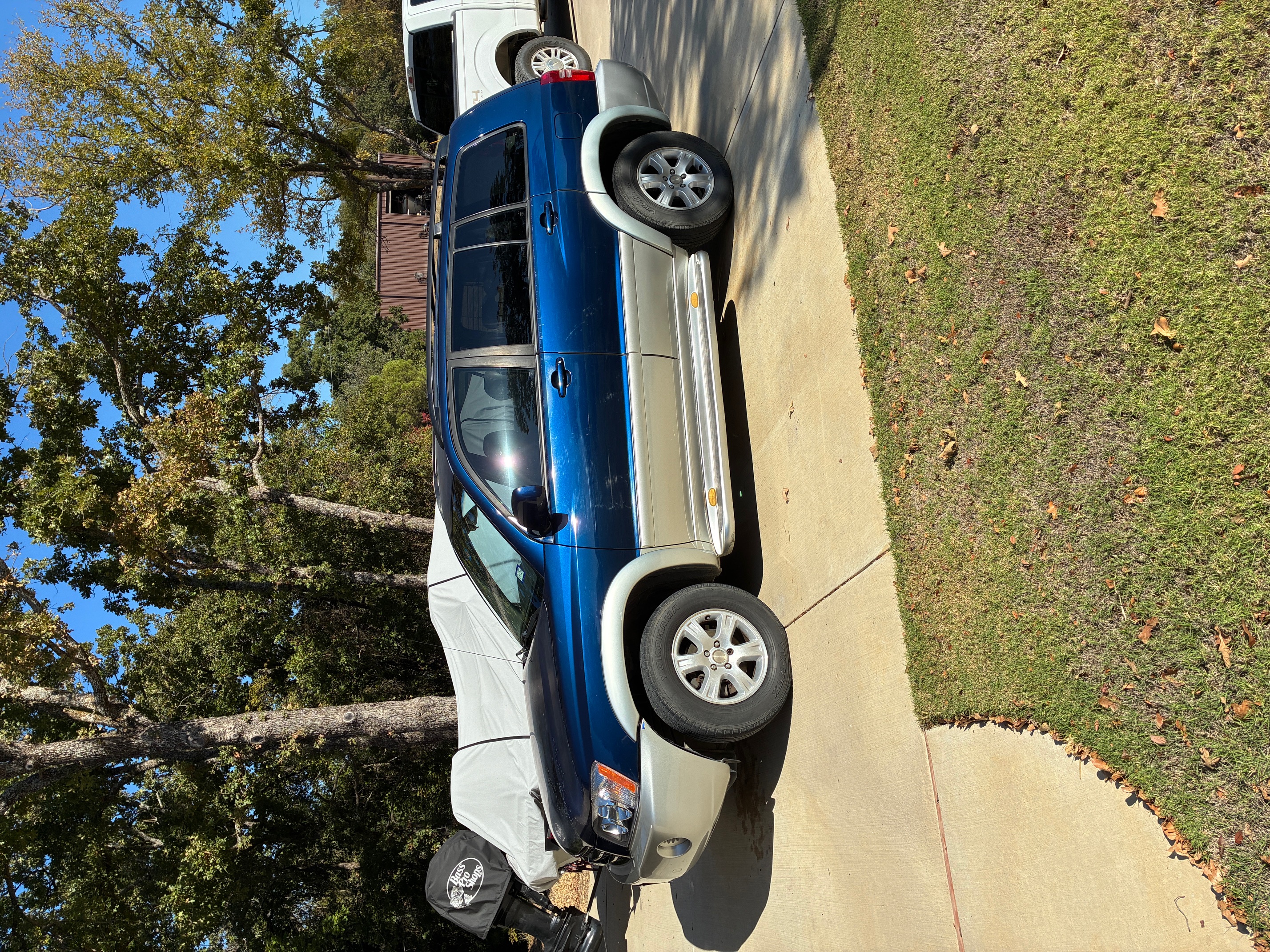Used 2003 Toyota Highlander 2WD V6 image 1