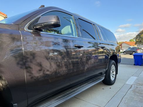 Used 2016 Chevrolet Suburban LT image 5