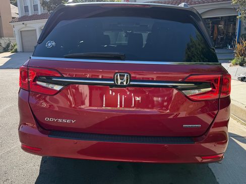 Used 2022 Honda Odyssey Touring image 6