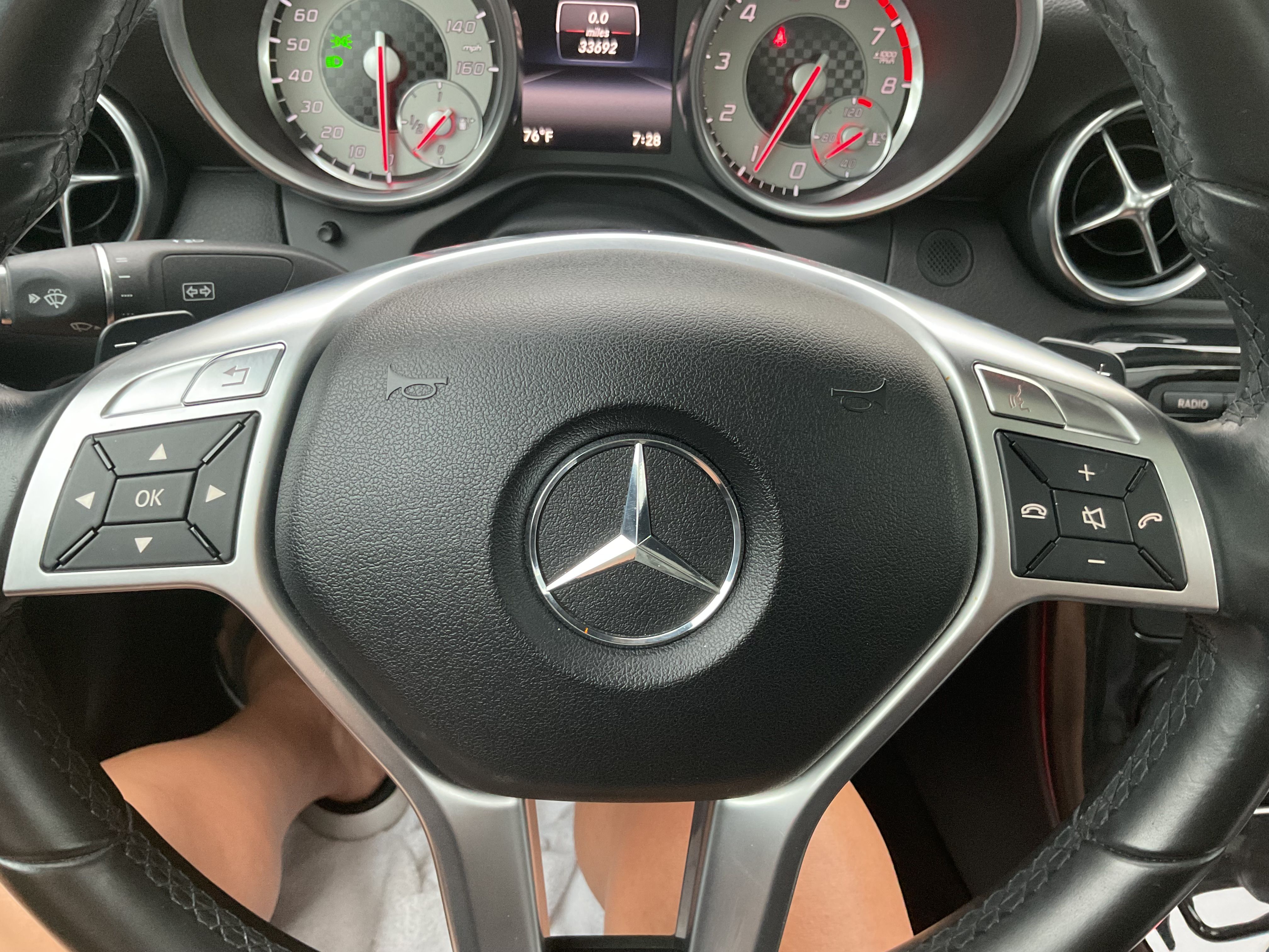 Used 2015 Mercedes-Benz SLK 250 image 18