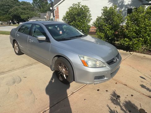 Used 2007 Honda Accord SE image 1