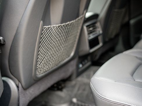 Used 2023 Audi Q8 Premium Plus w/ Premium Plus Package image 23