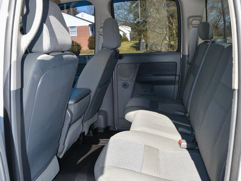 Used 2006 Dodge Ram 3500 Truck SLT image 25