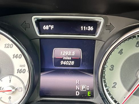 Used 2015 Mercedes-Benz CLA 250 image 16