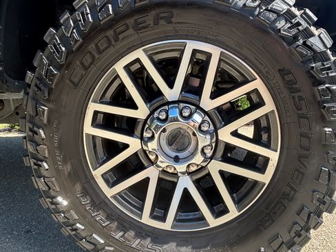 Used 2019 Ford F250 Lariat w/ Lariat Ultimate Package AWD/4WD image 13