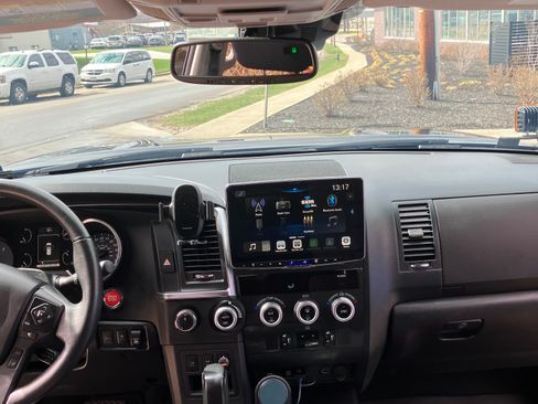 Used 2022 Toyota Sequoia Nightshade image 10