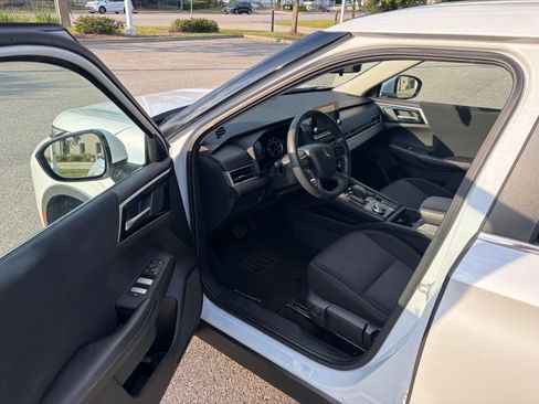 Used 2022 Mitsubishi Outlander ES FWD image 12