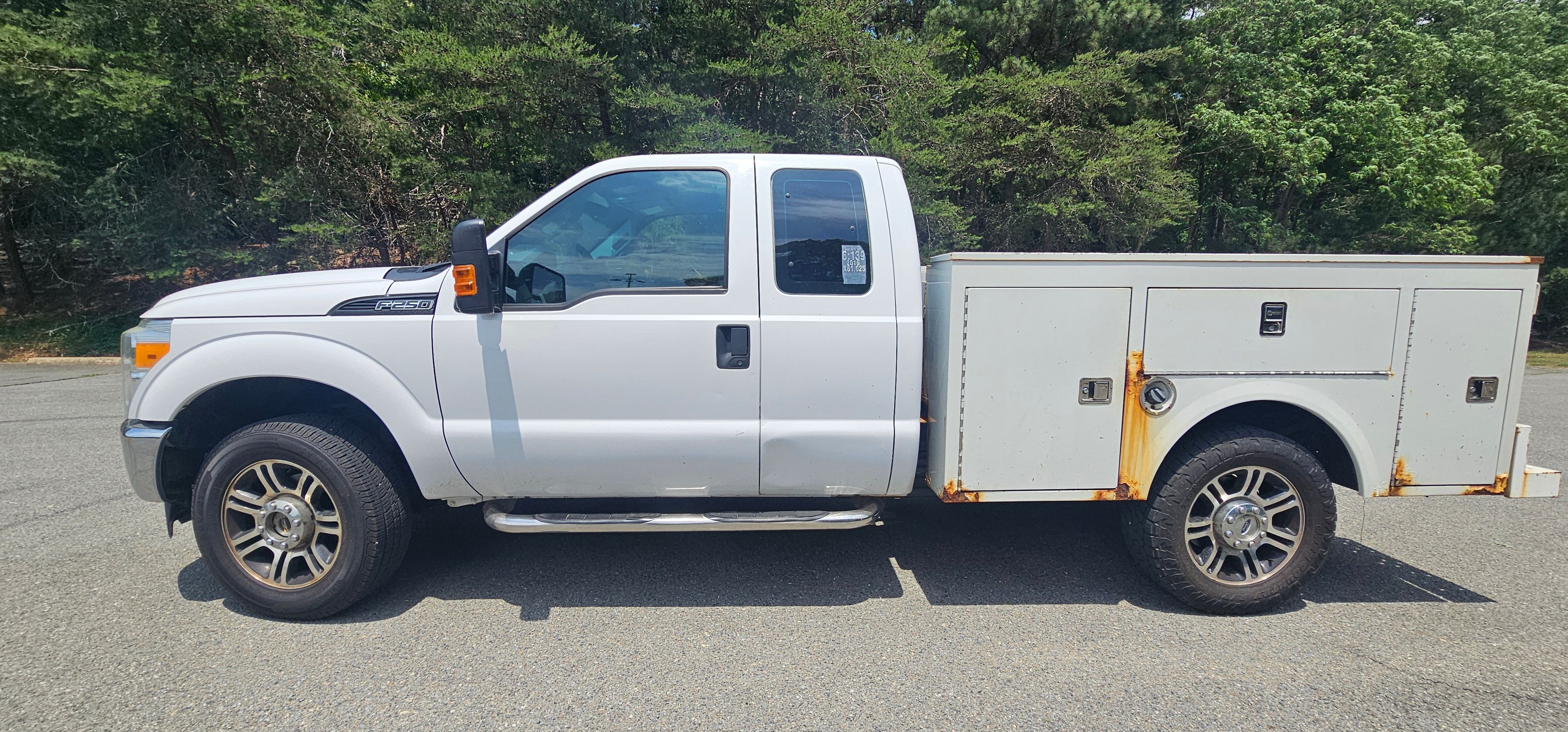 Used 2016 Ford F250 XL w/ Power Equipment Group AWD/4WD image 15