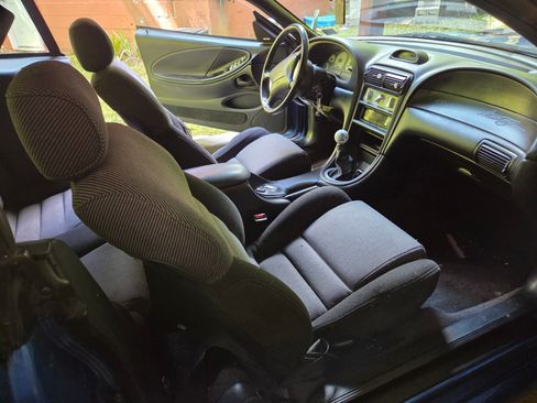 Used 1994 Ford Mustang GT RWD image 5