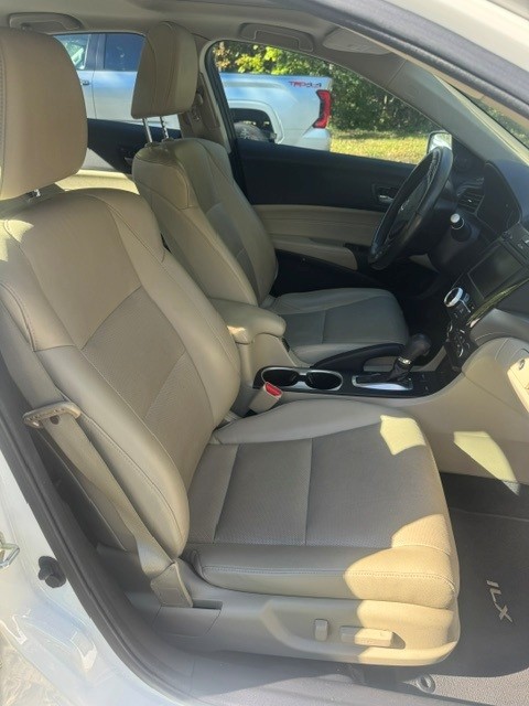 Used 2016 Acura ILX FWD image 6