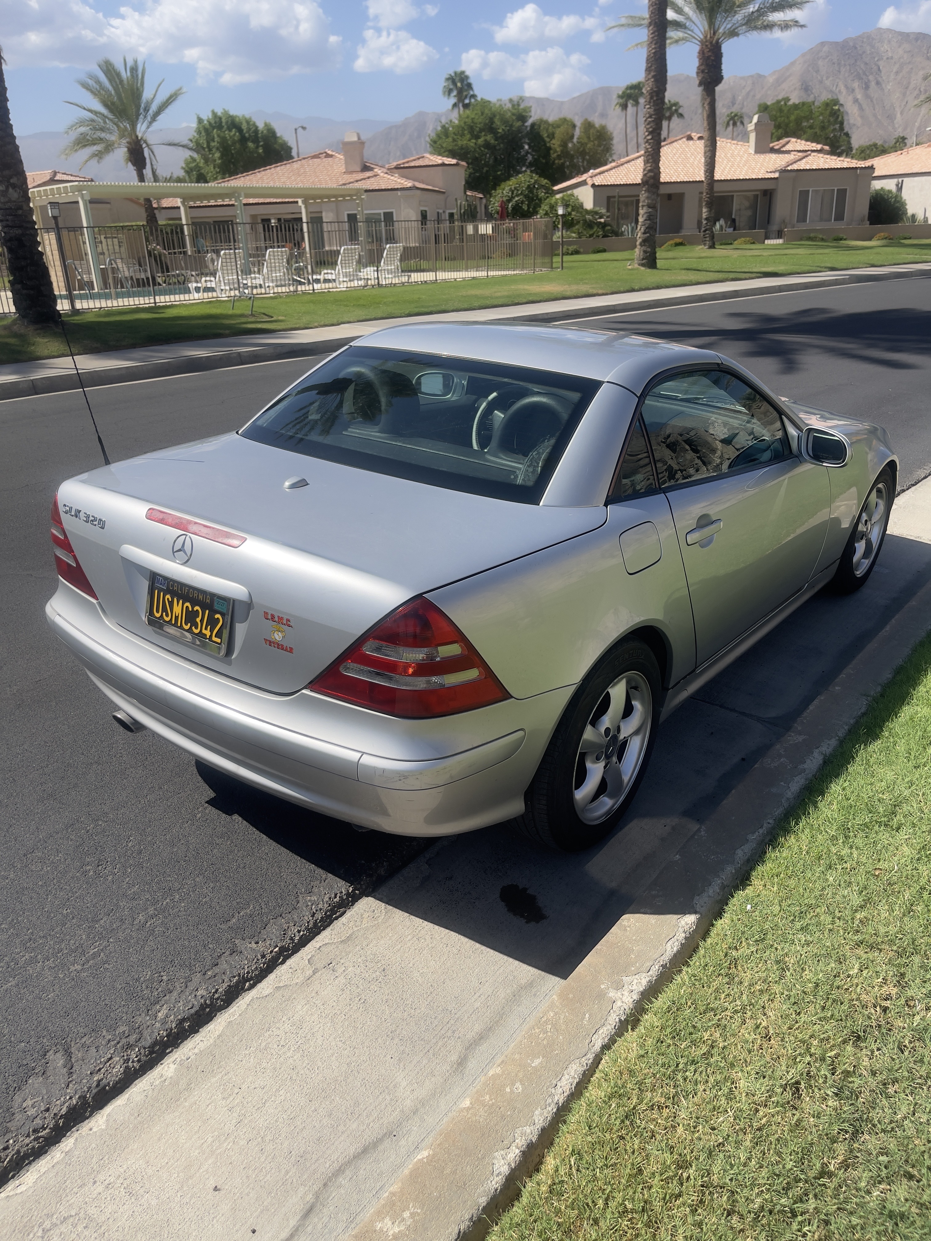 Used 2004 Mercedes-Benz SLK 320 image 4