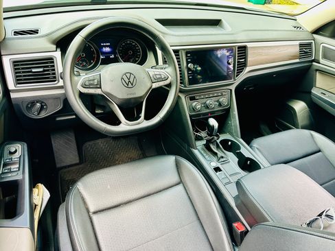 Used 2021 Volkswagen Atlas SE image 17