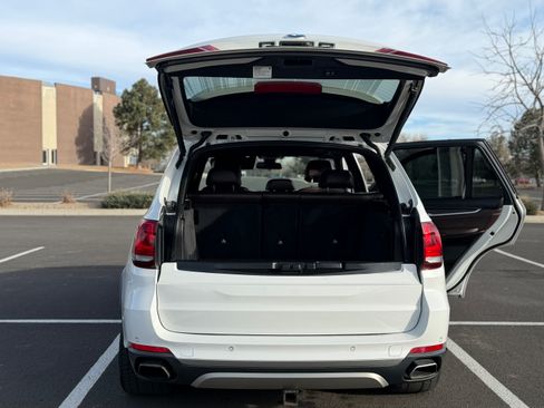 Used 2018 BMW X5 xDrive40e image 9