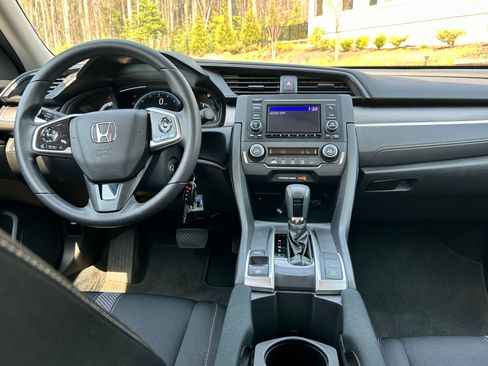 Used 2019 Honda Civic LX image 5