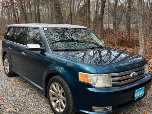 Used 2011 Ford Flex Limited image 9