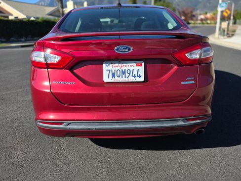 Used 2013 Ford Fusion SE image 6