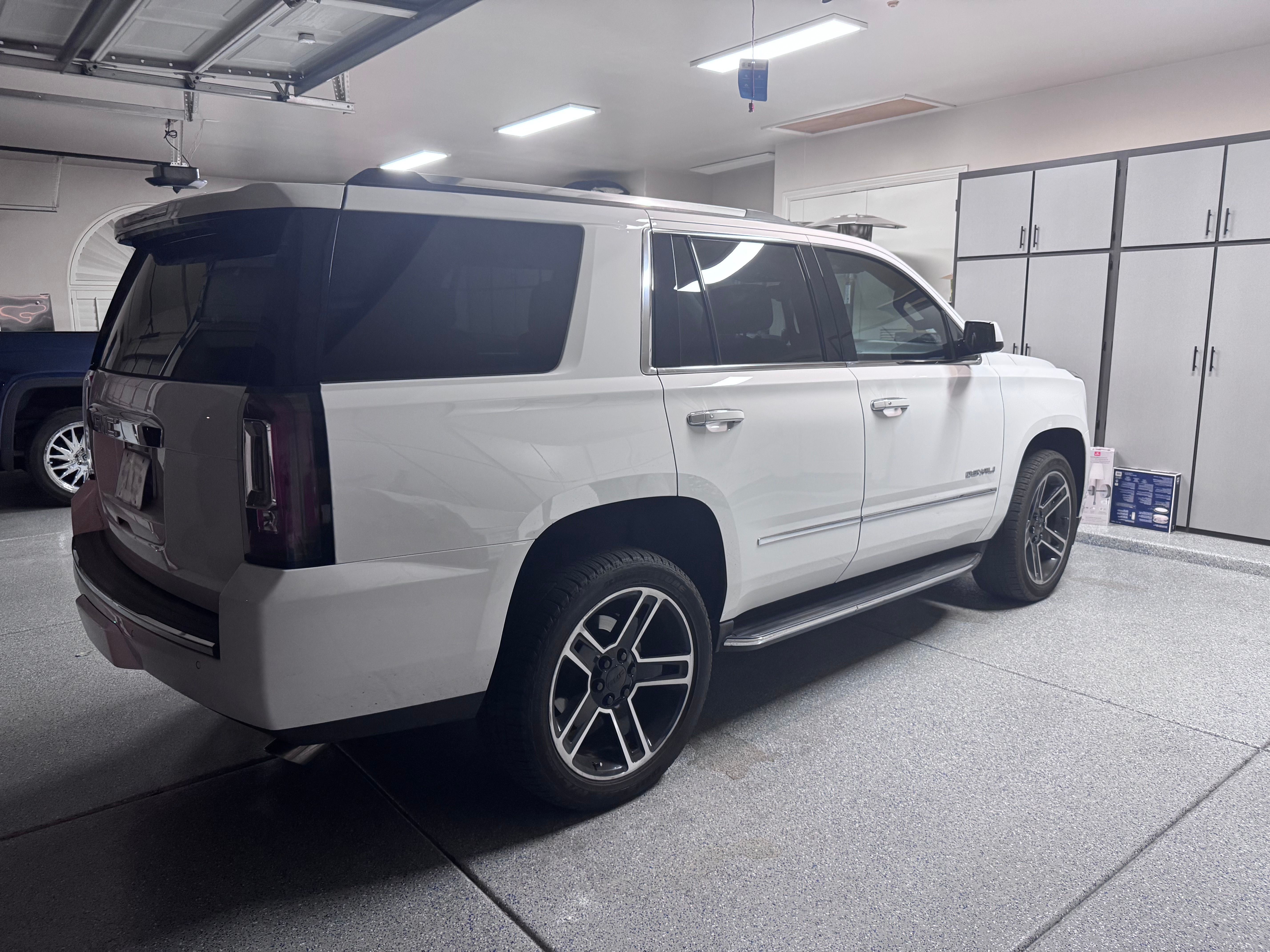 Used 2020 GMC Yukon Denali RWD image 5