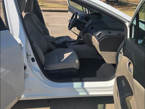 Used 2014 Honda Civic LX image 14