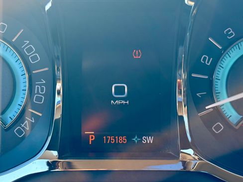 Used 2012 Buick LaCrosse Leather image 8