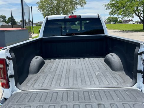 Used 2020 RAM 1500 Laramie AWD/4WD image 8