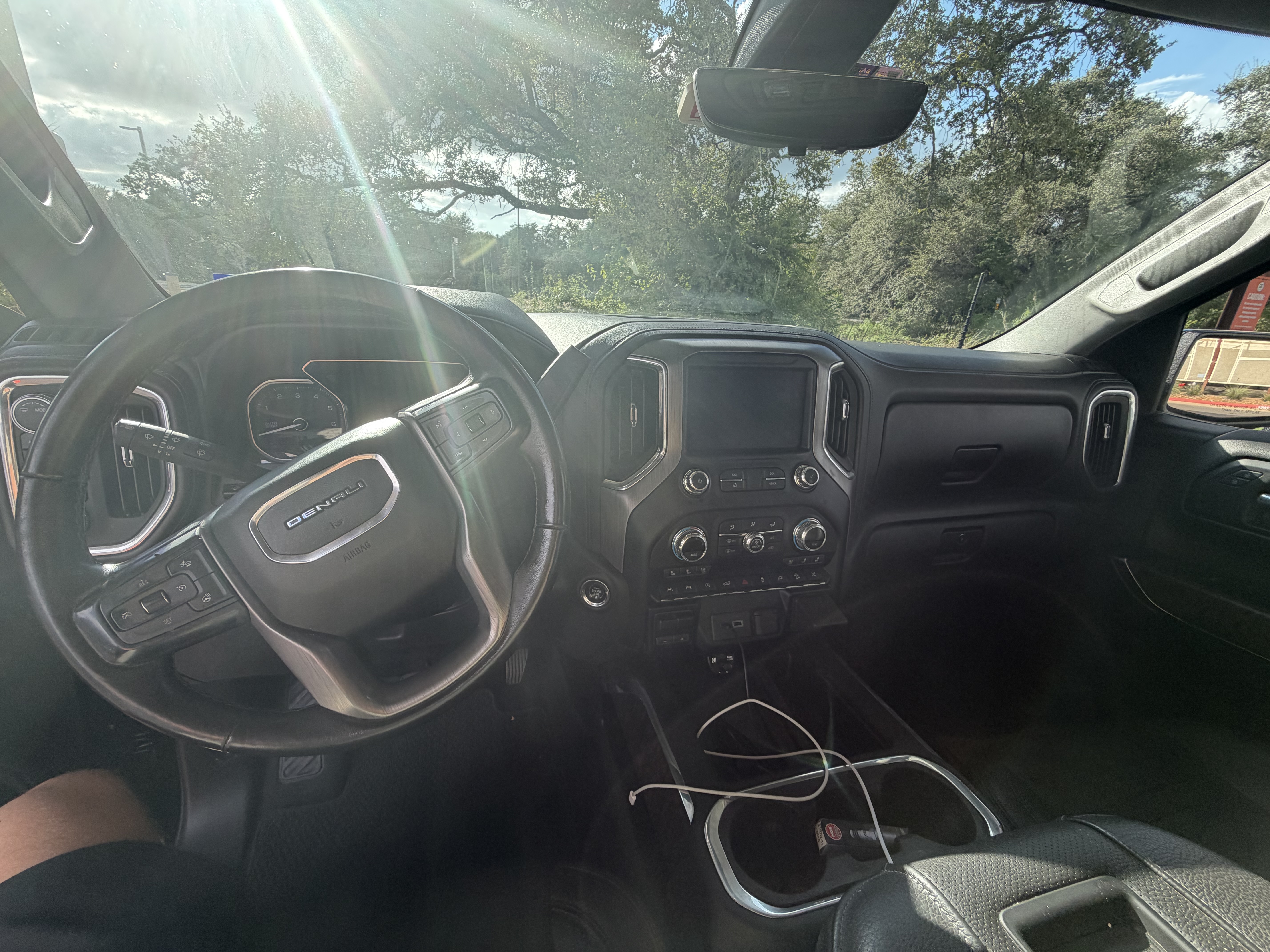 Used 2020 GMC Sierra 1500 Denali w/ Denali Ultimate Package AWD/4WD image 9