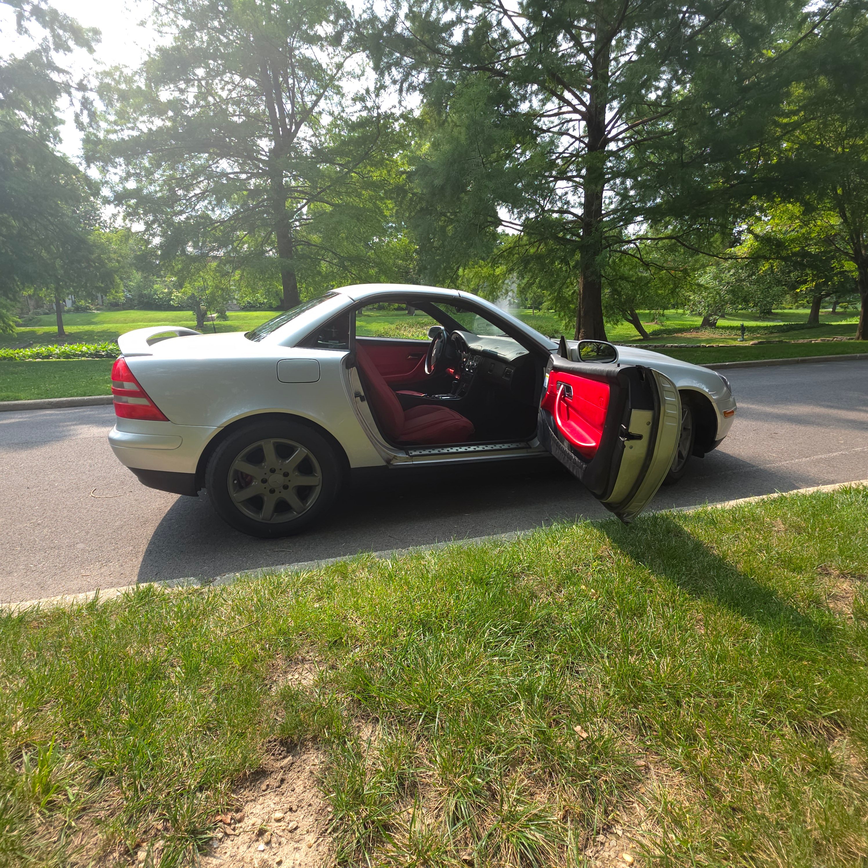 Used 1999 Mercedes-Benz SLK 230 image 8