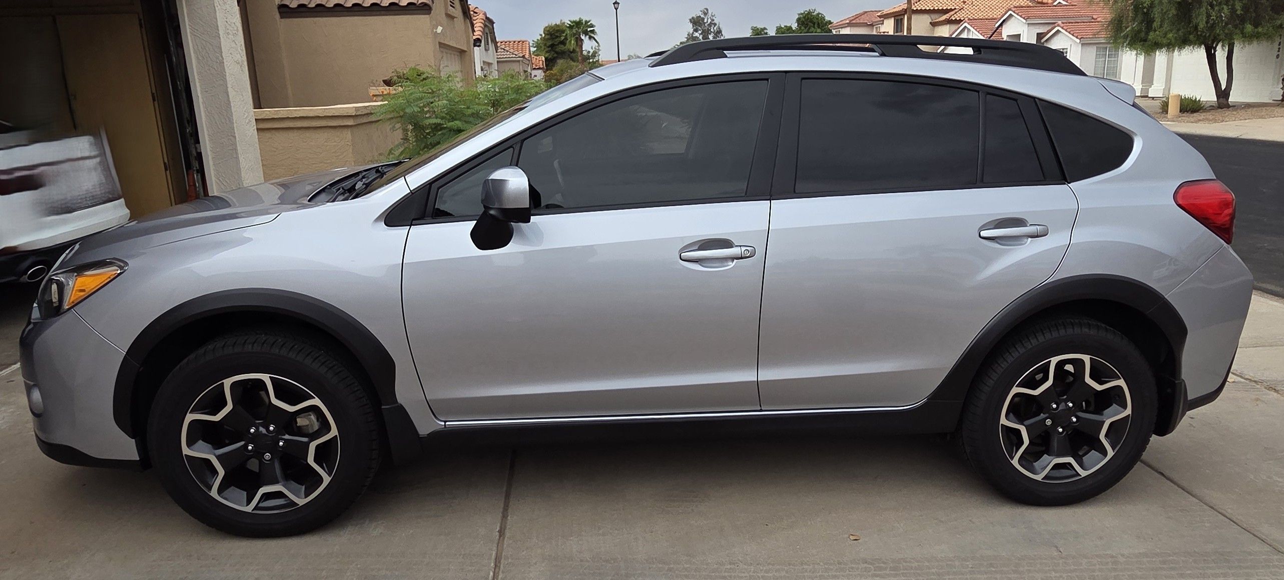Used 2013 Subaru Crosstrek 2.0i Limited w/ Popular Pkg 2 AWD/4WD image 10