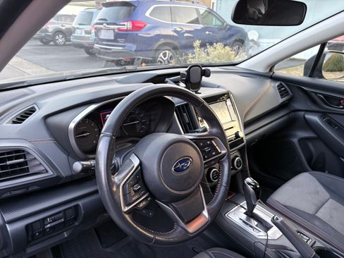 Used 2023 Subaru Crosstrek 2.0i Premium AWD/4WD image 9