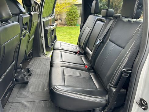 Used 2018 Ford F150 Lariat AWD/4WD image 12