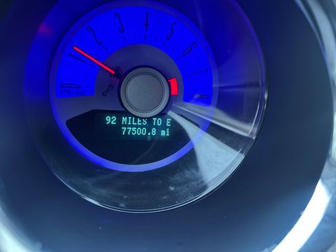 Used 2011 Ford Mustang Premium w/ 201A Rapid Spec Order Code image 13