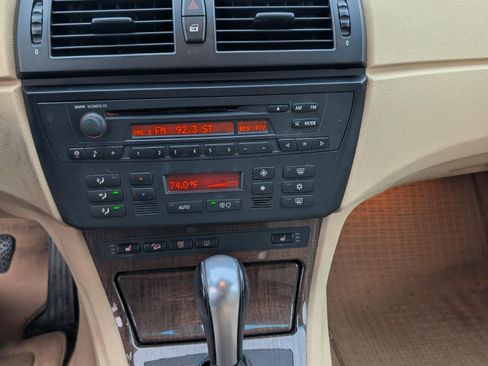 Used 2006 BMW X3 3.0i image 16