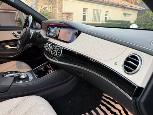 Used 2015 Mercedes-Benz S 600 S 600 Sedan 4D image 27