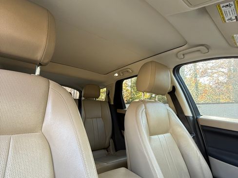 Used 2019 Land Rover Discovery Sport HSE image 14