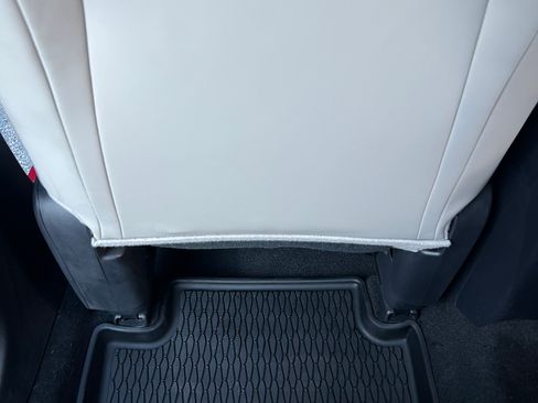 Used 2024 MAZDA CX-30 AWD 2.5 S w/ Preferred Package image 18