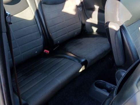 Used 2013 FIAT 500 Sport image 10