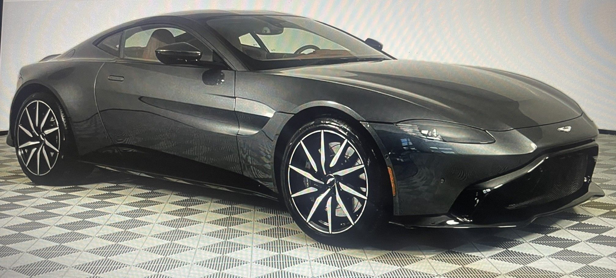 Used 2020 Aston Martin V8 Vantage Coupe RWD image 6