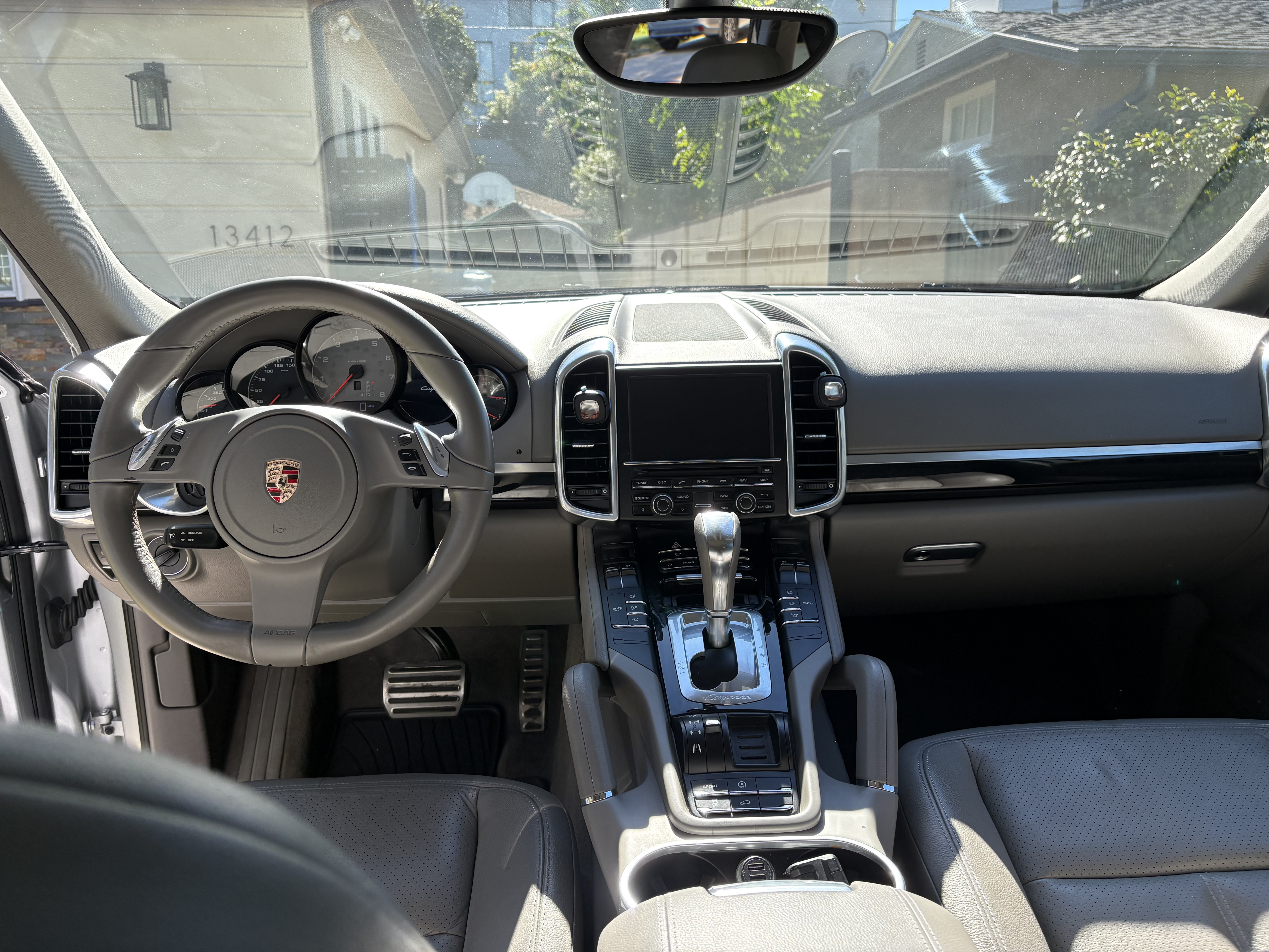 Used 2012 Porsche Cayenne S AWD/4WD image 4