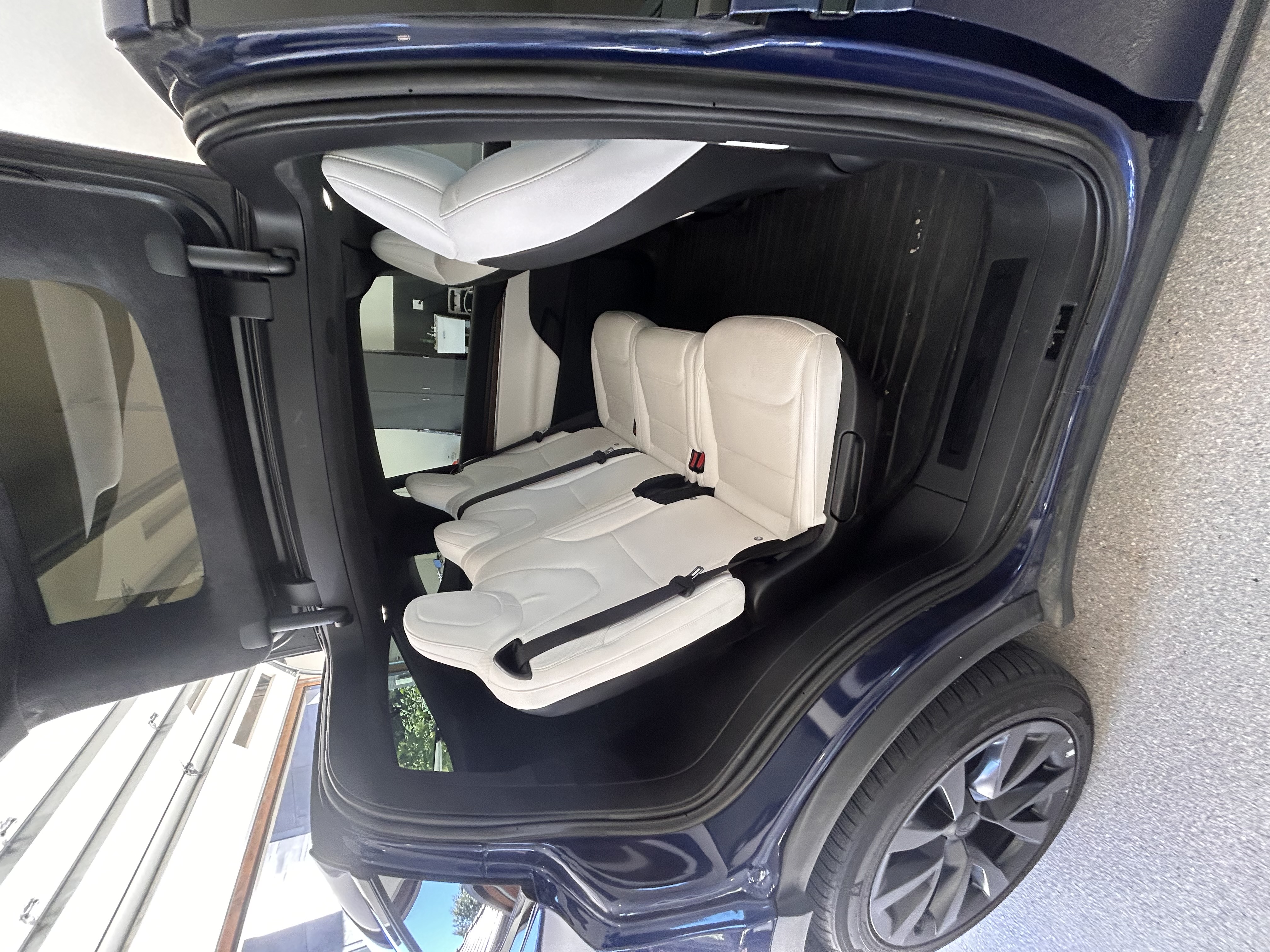 Used 2022 Tesla Model X AWD/4WD image 13