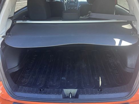 Used 2013 Subaru Crosstrek 2.0i Premium image 10