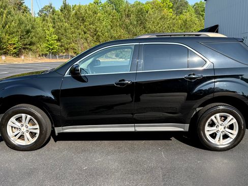 Used 2015 Chevrolet Equinox LT w/ Driver Convenience Package image 4