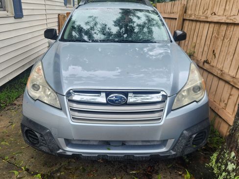 Used 2013 Subaru Outback 2.5i w/ Popular Pkg 1A image 1