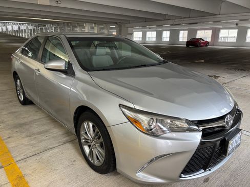 Used 2015 Toyota Camry SE w/ Protection Package image 1