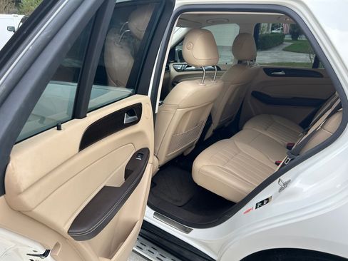 Used 2018 Mercedes-Benz GLE 350 image 9