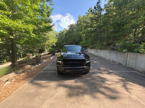 Used 2021 RAM 1500 Laramie image 4