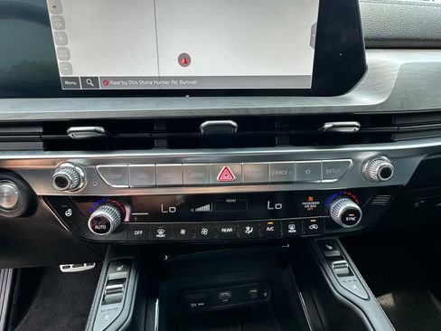 Used 2024 Kia Telluride SX Prestige X-Pro AWD/4WD image 15
