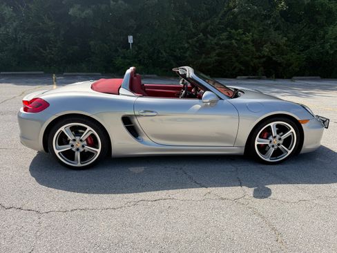 Used 2013 Porsche Boxster S RWD image 16