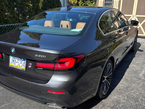 Used 2023 BMW 530i xDrive 530i xDrive Sedan 4D w/ Premium Package image 2