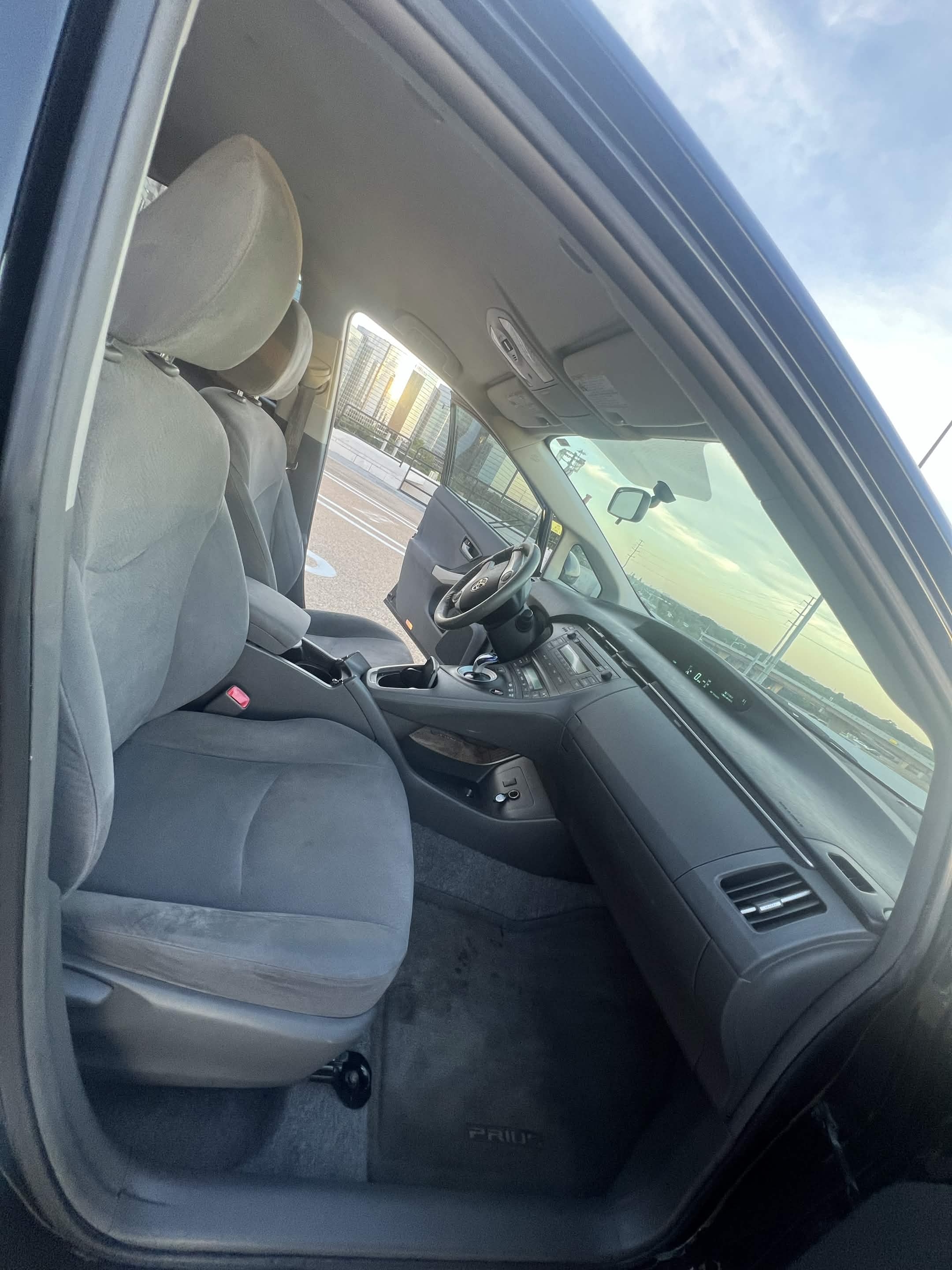 Used 2010 Toyota Prius Two FWD image 24