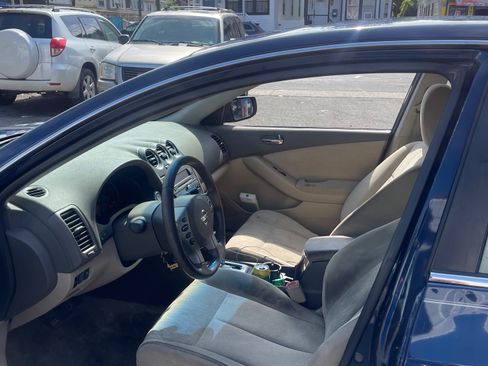 Used 2012 Nissan Altima 2.5 S w/ 20th Anniversary Pkg image 10