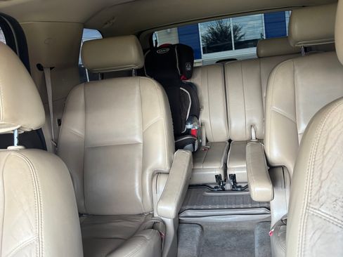 Used 2010 Chevrolet Tahoe LTZ image 8